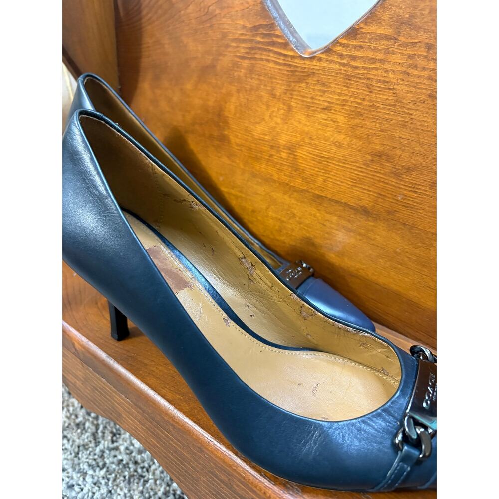 Vintage Coach Bowery Pumps, Kitten Heel, Navy Blue, Size 9 - Picture 7 of 11